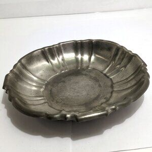 Vintage Newburyport Pewter Bowl 1938N Trumpet Angel Stamp Scalloped Bowl Dish